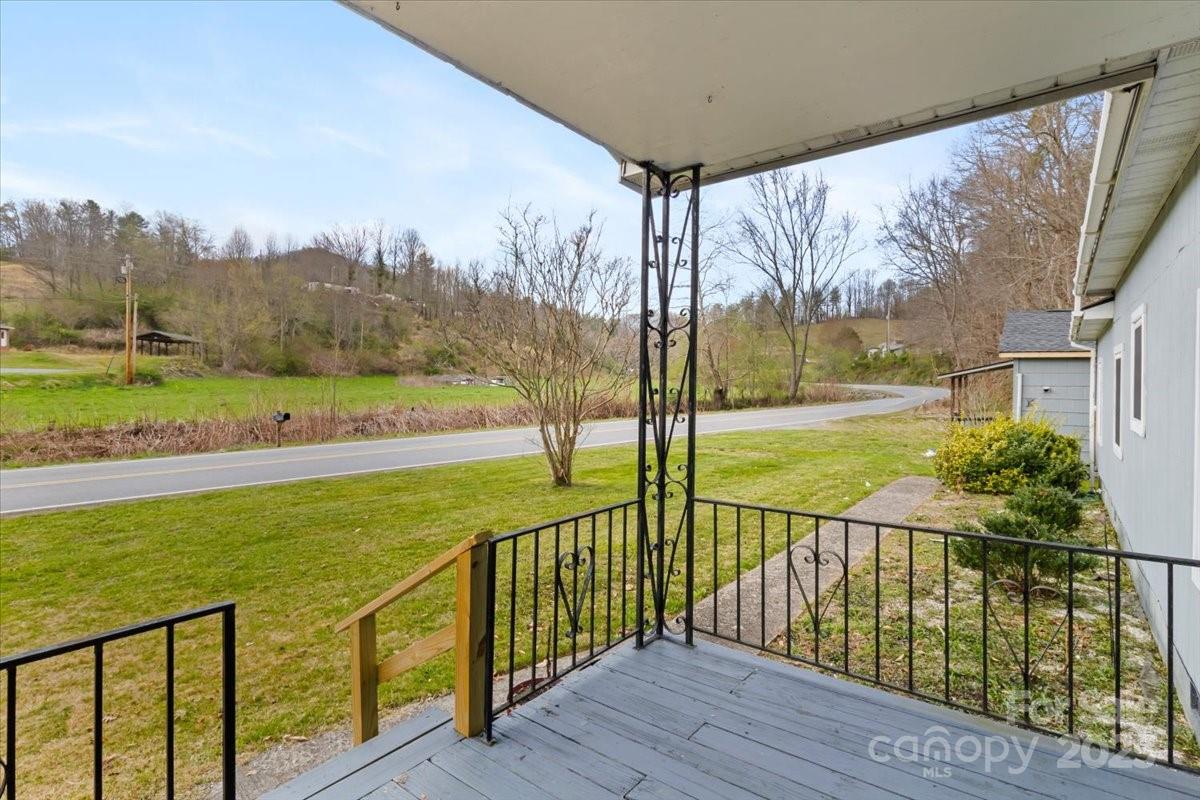 3722/3724 Walnut Creek Road Marshall NC 28753