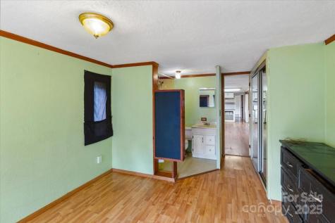 3722/3724 Walnut Creek Road Marshall NC 28753