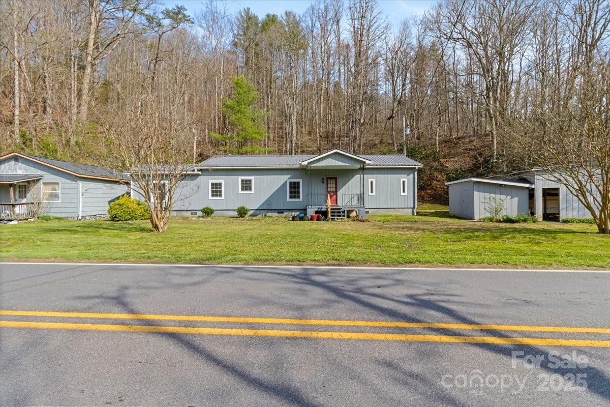 3722/3724 Walnut Creek Road Marshall NC 28753