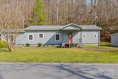3722/3724 Walnut Creek Road Marshall NC 28753