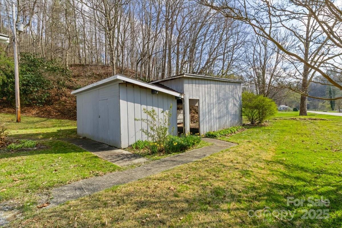3722/3724 Walnut Creek Road Marshall NC 28753