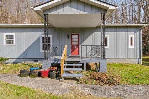 3722/3724 Walnut Creek Road Marshall NC 28753