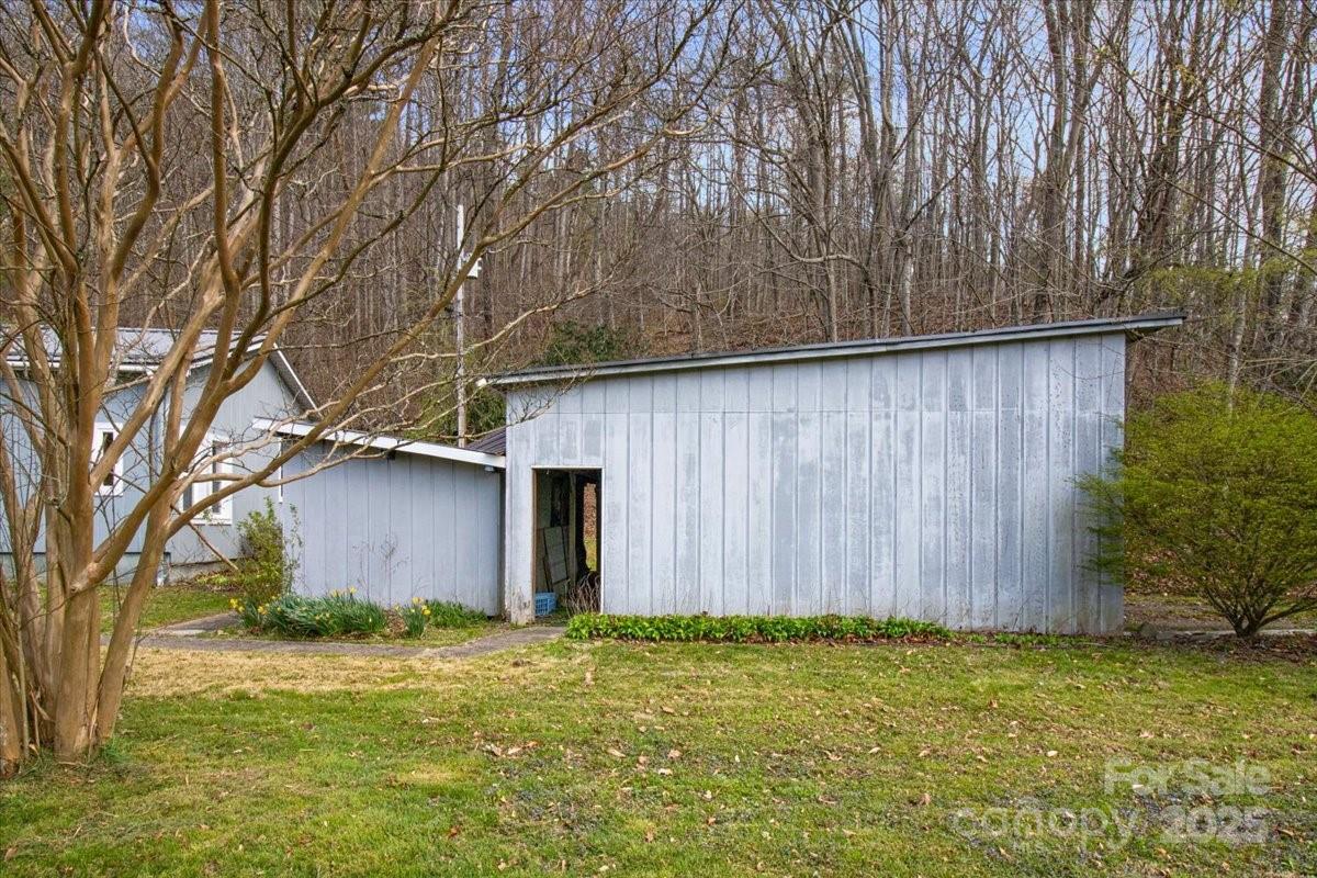 3722/3724 Walnut Creek Road Marshall NC 28753