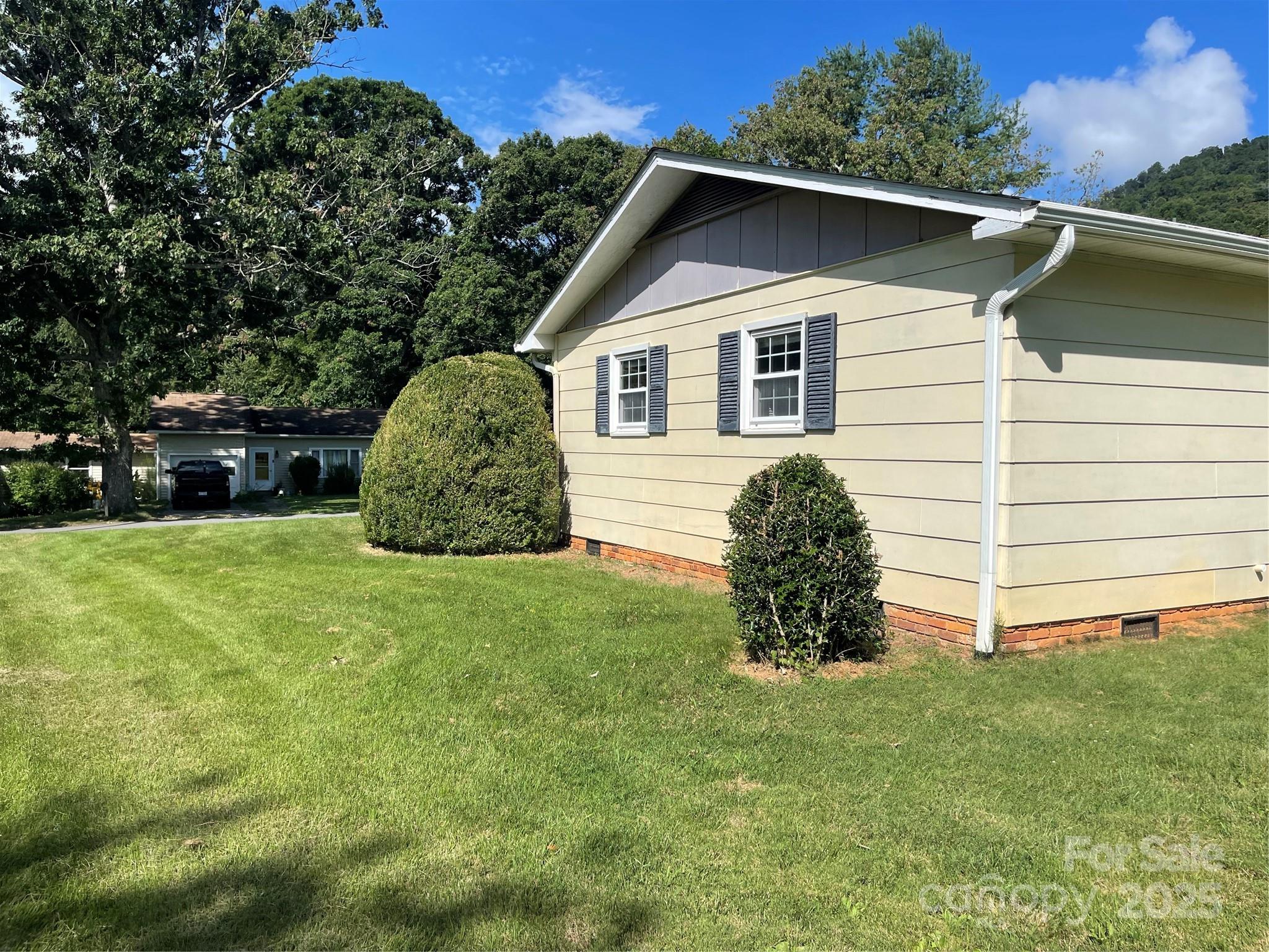 15 Keasler Road Asheville NC 28805