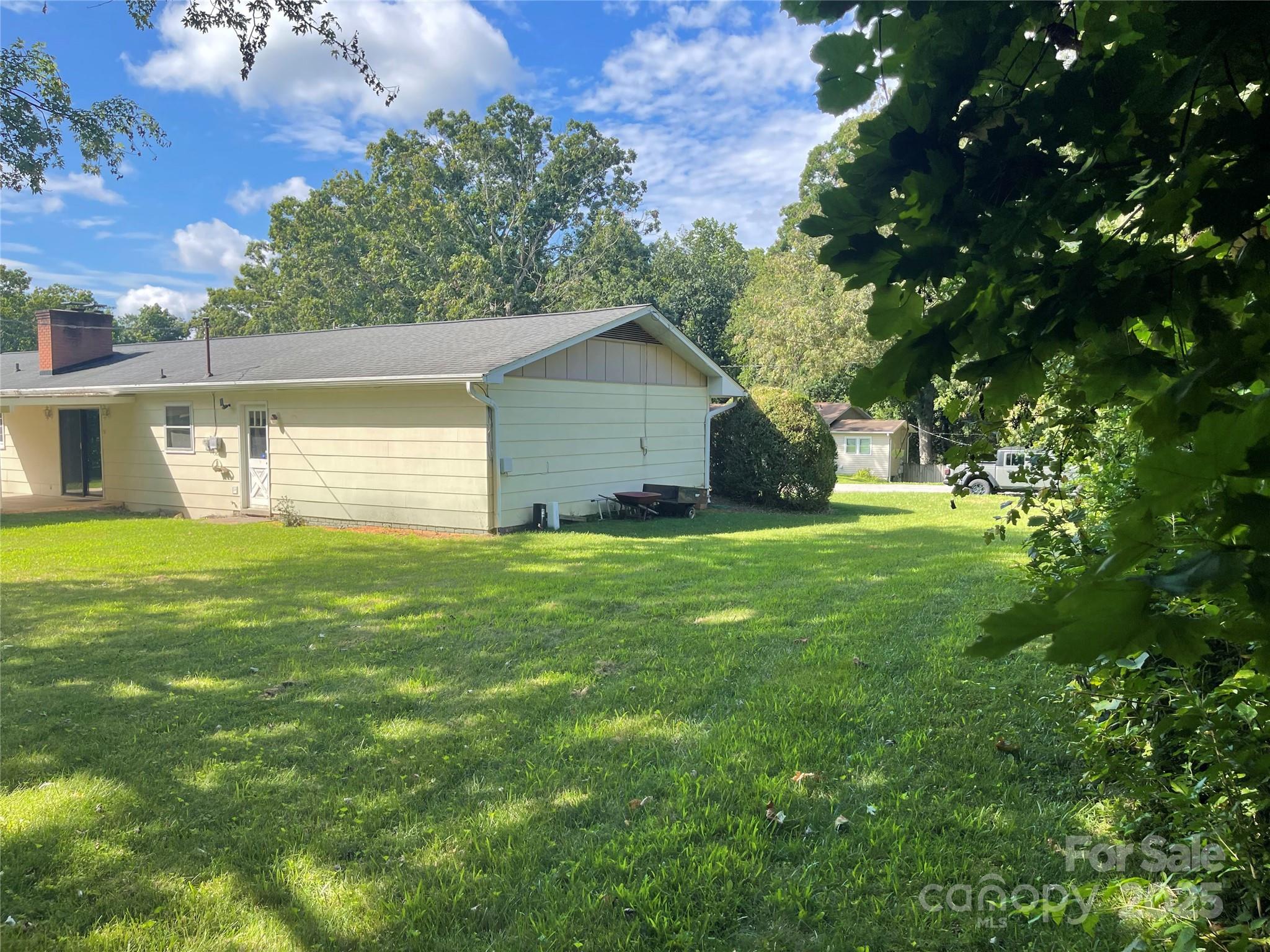 15 Keasler Road Asheville NC 28805