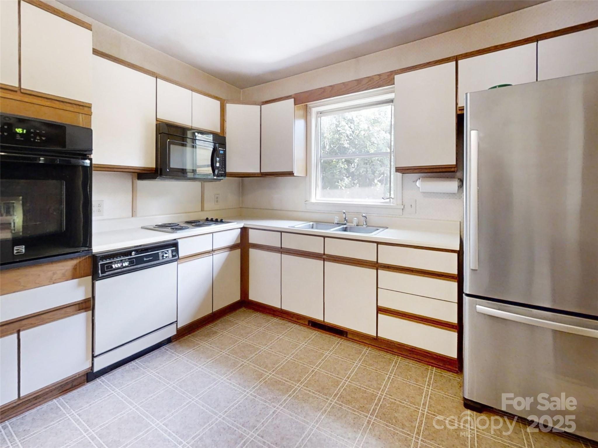 15 Keasler Road Asheville NC 28805