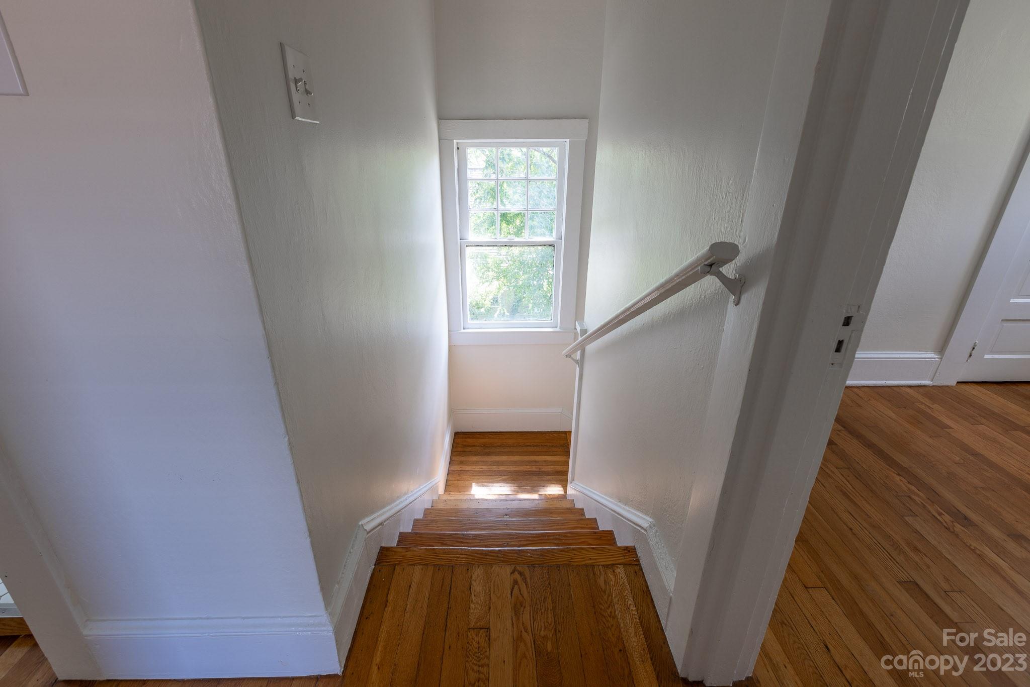 23 Adams Street Asheville NC 28801
