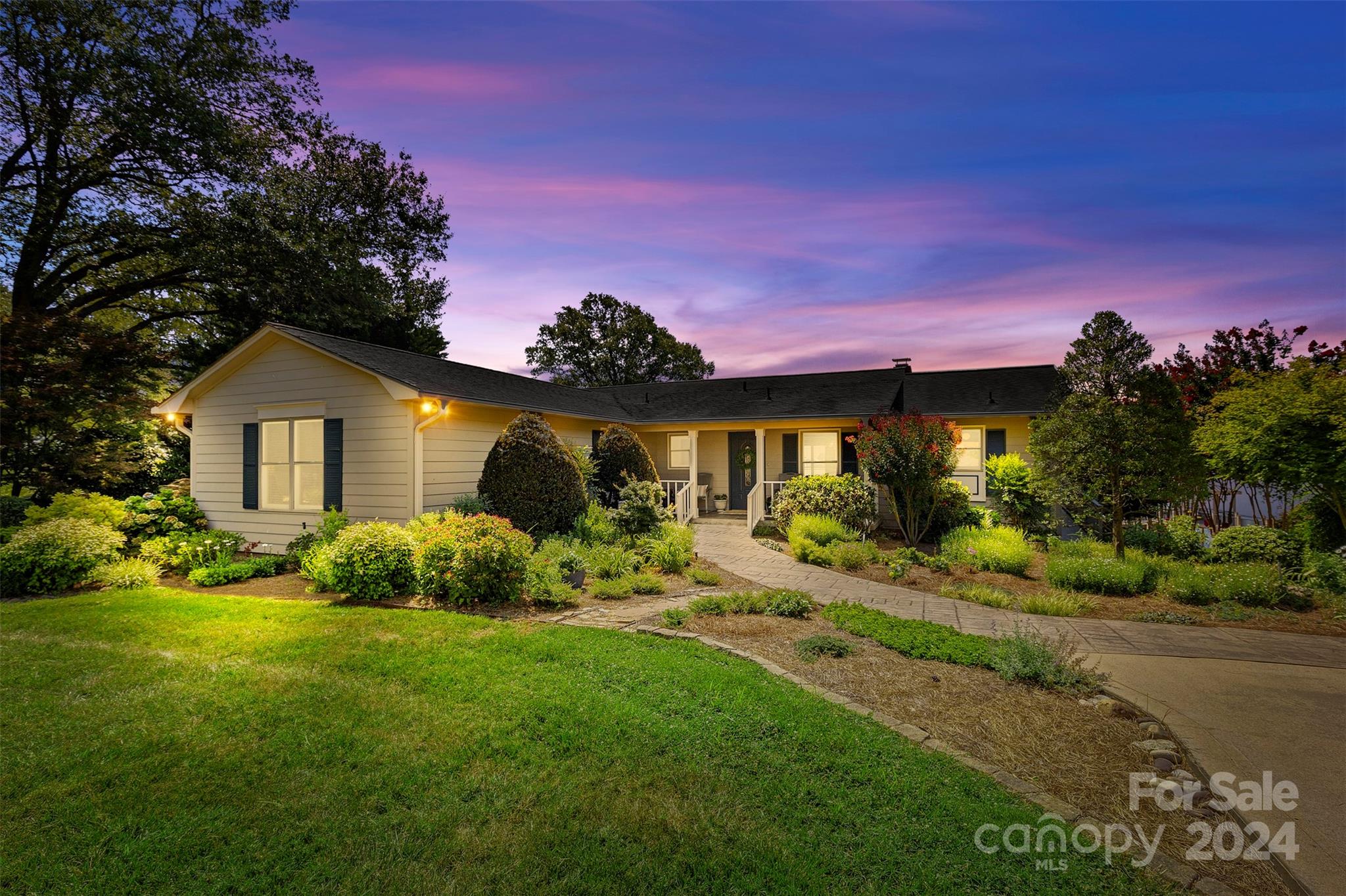 8822 Graham Point Lane Denver NC 28037