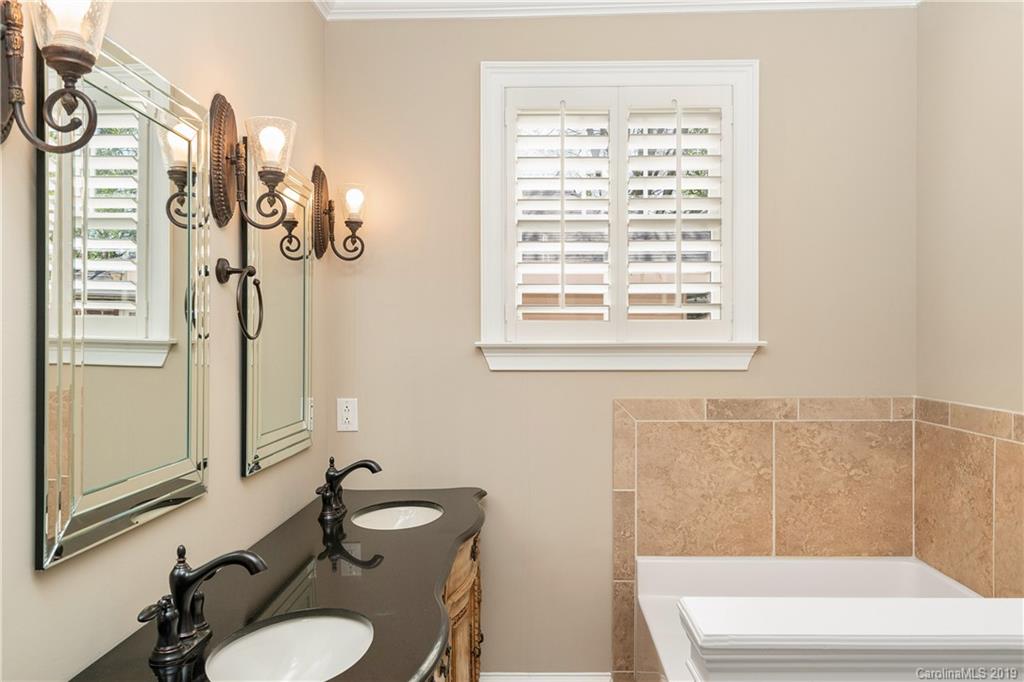 331 W Kingston Avenue Charlotte NC 28203