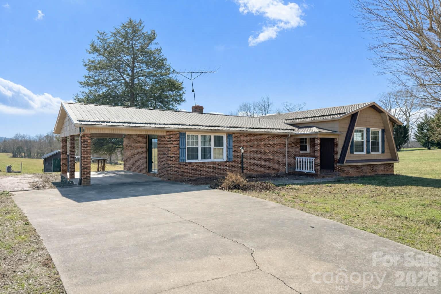 12544 Traphill Road Traphill NC 28685