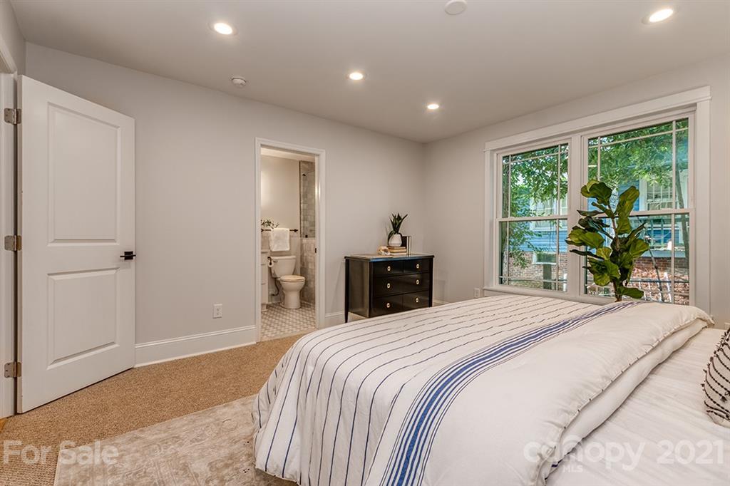 2920 Parkway Avenue Charlotte NC 28208