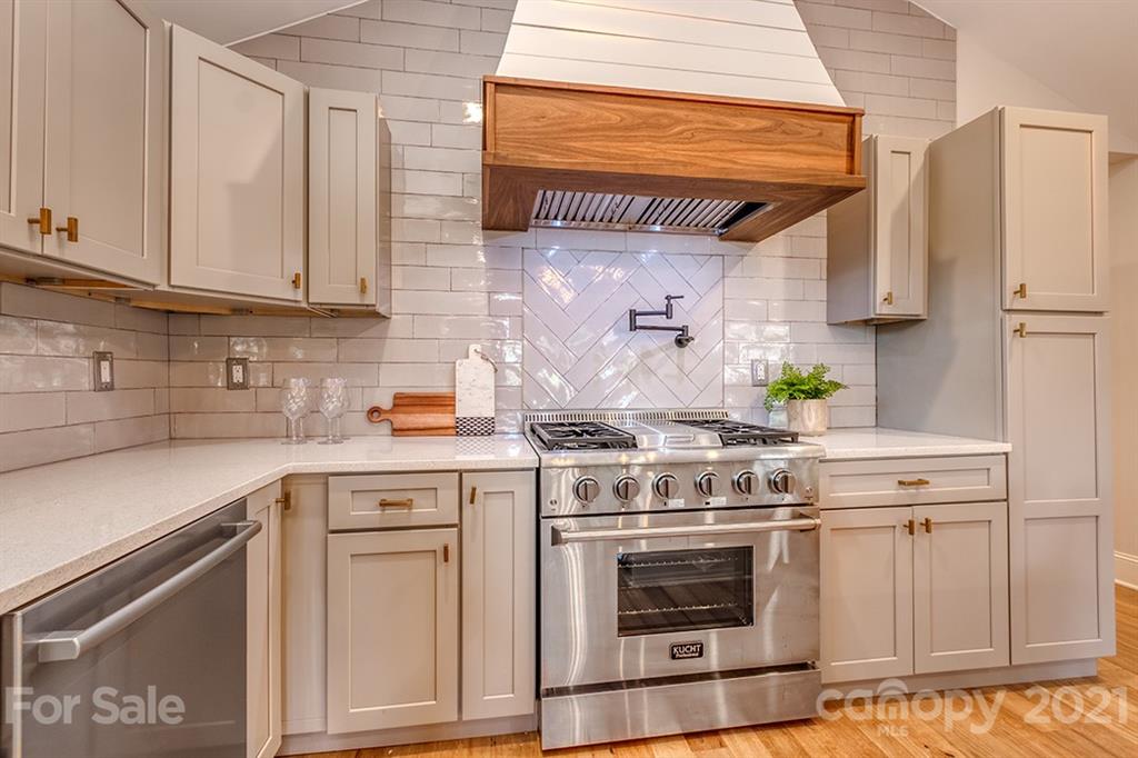 2920 Parkway Avenue Charlotte NC 28208