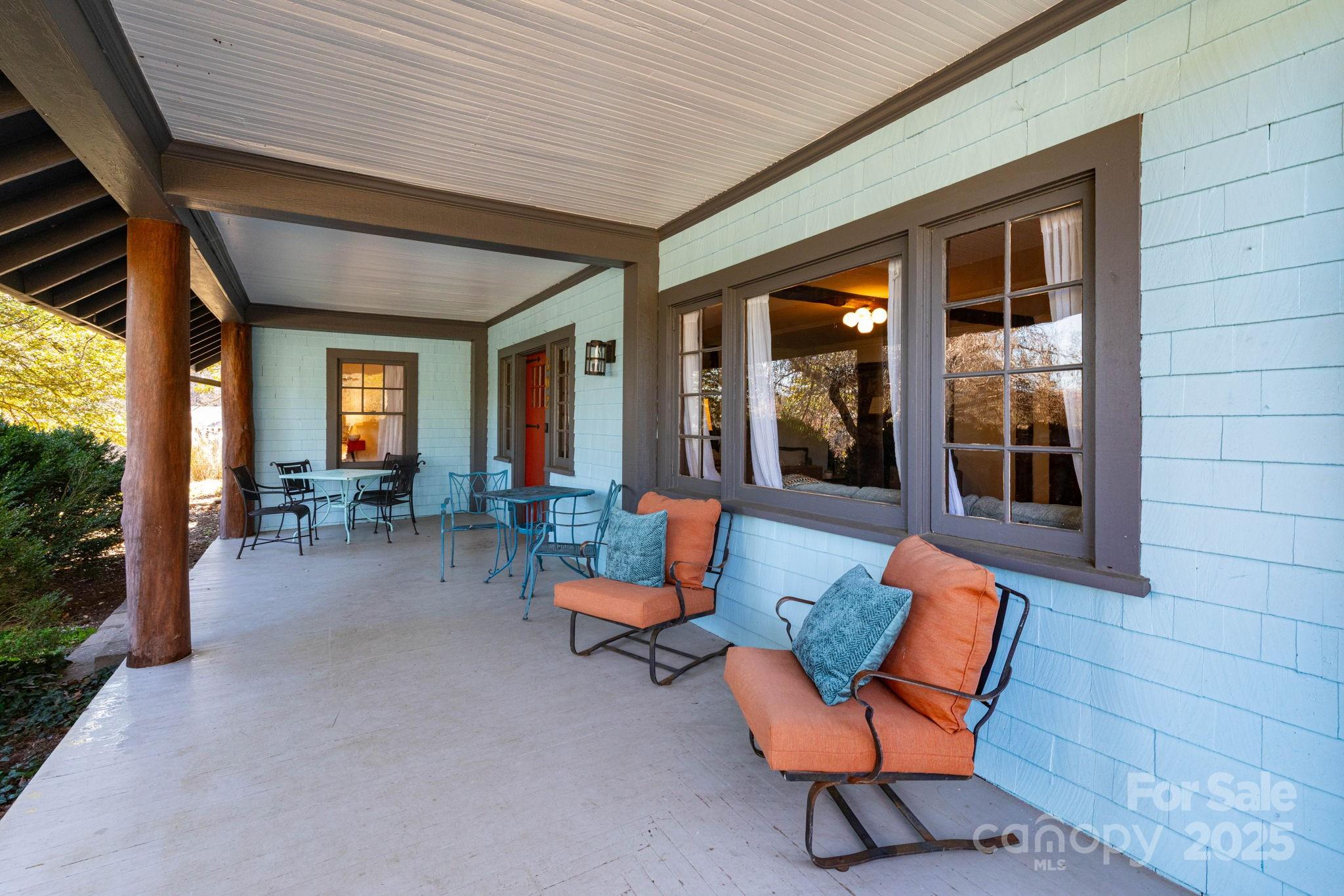 302 Iron Ridge Loop Asheville NC 28806