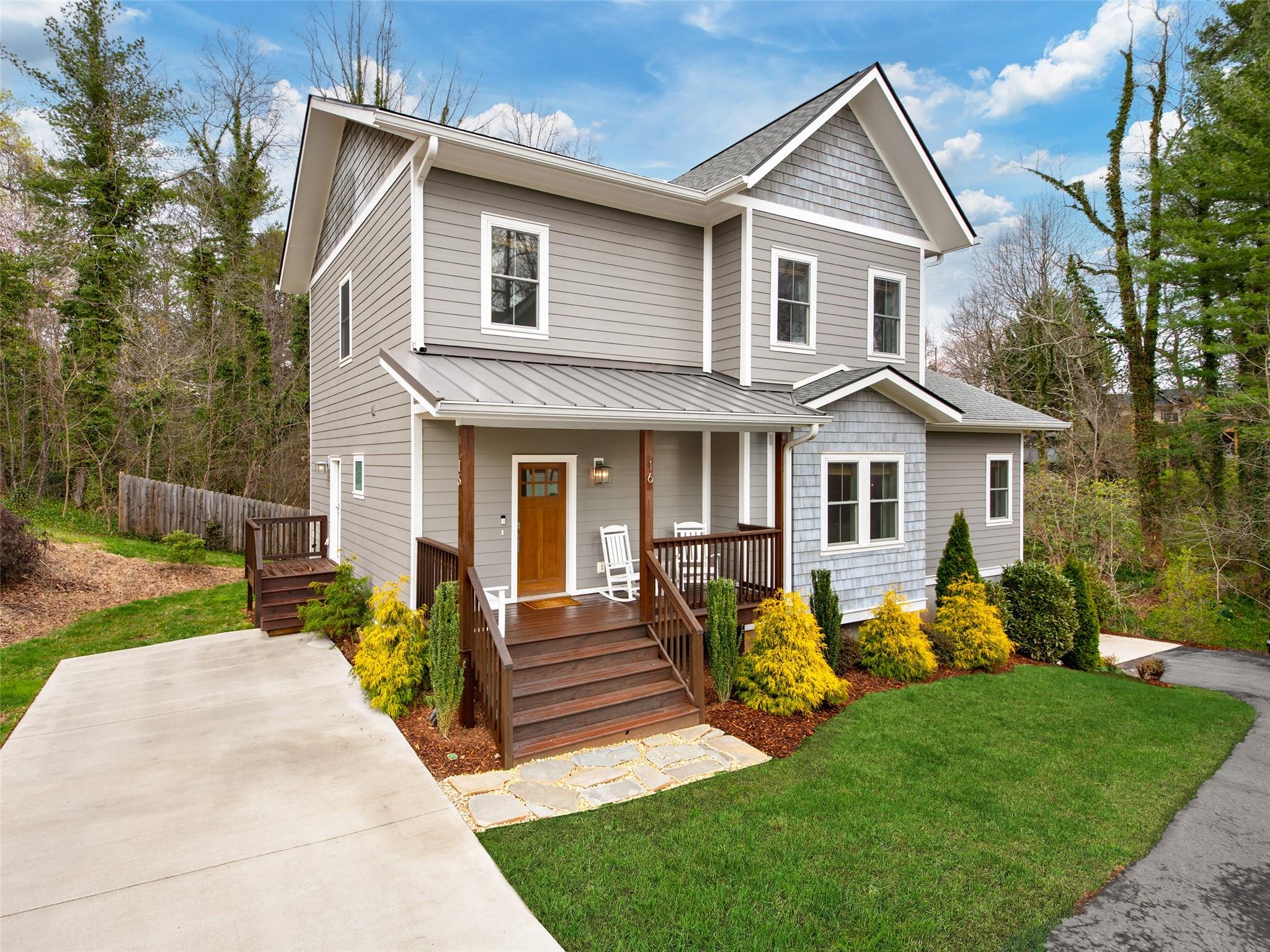 16 Lakeshore Drive Weaverville NC 28787