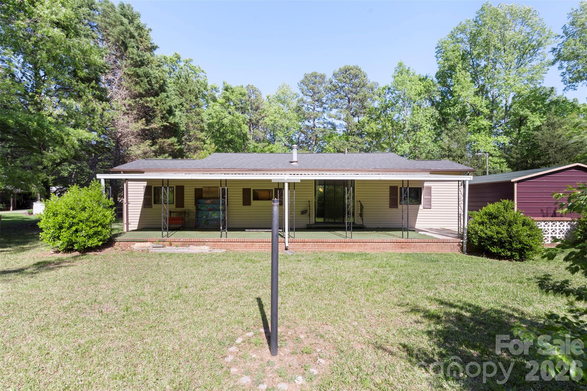 5208 Hickory Grove Road Mount Holly NC 28120