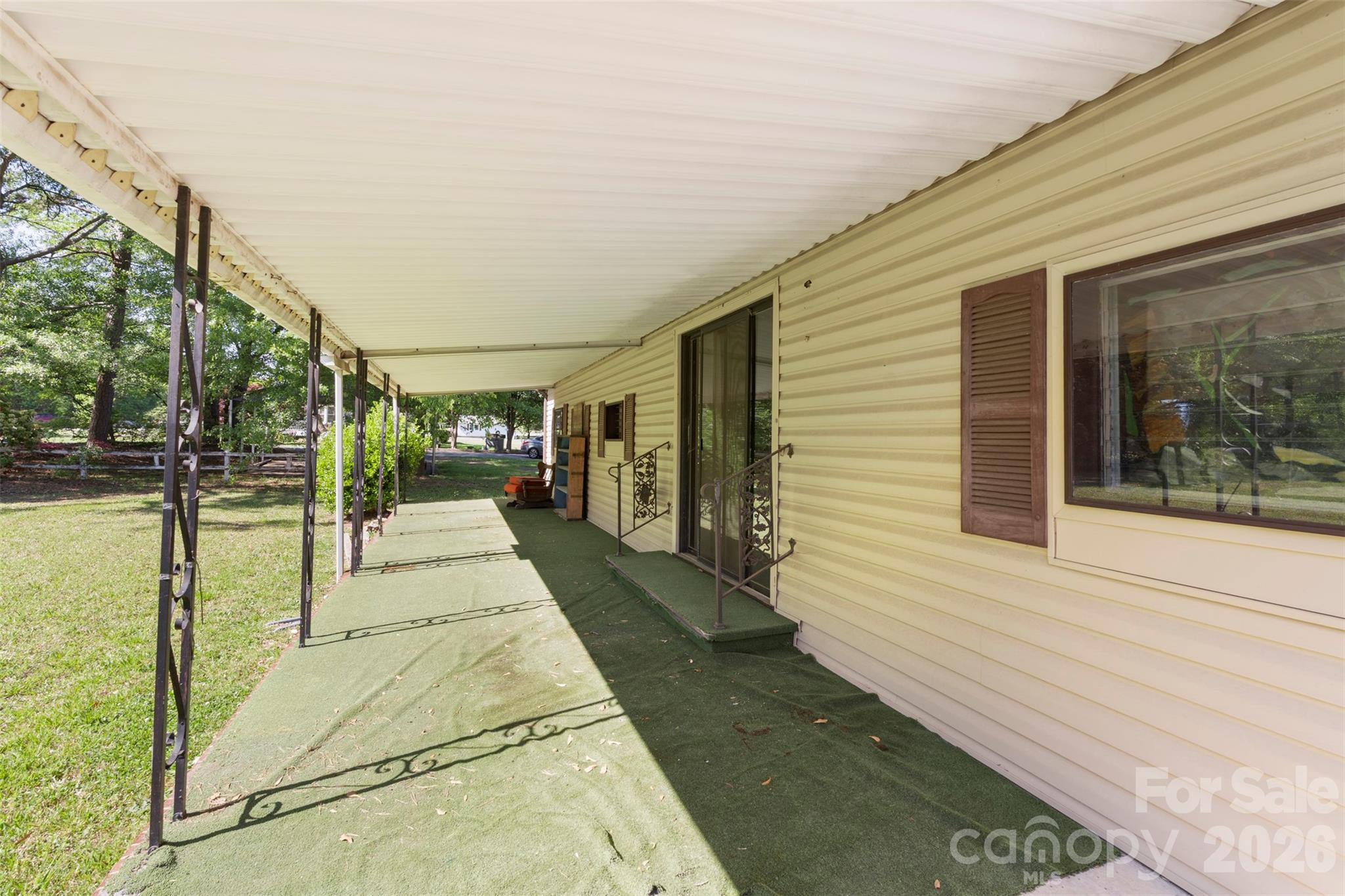 5208 Hickory Grove Road Mount Holly NC 28120