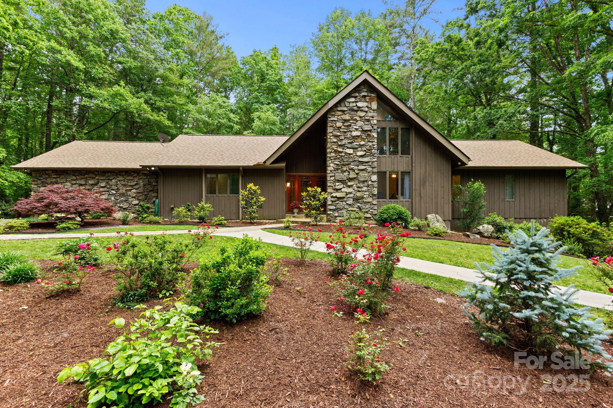 195 Tranquility Place Hendersonville NC 28739