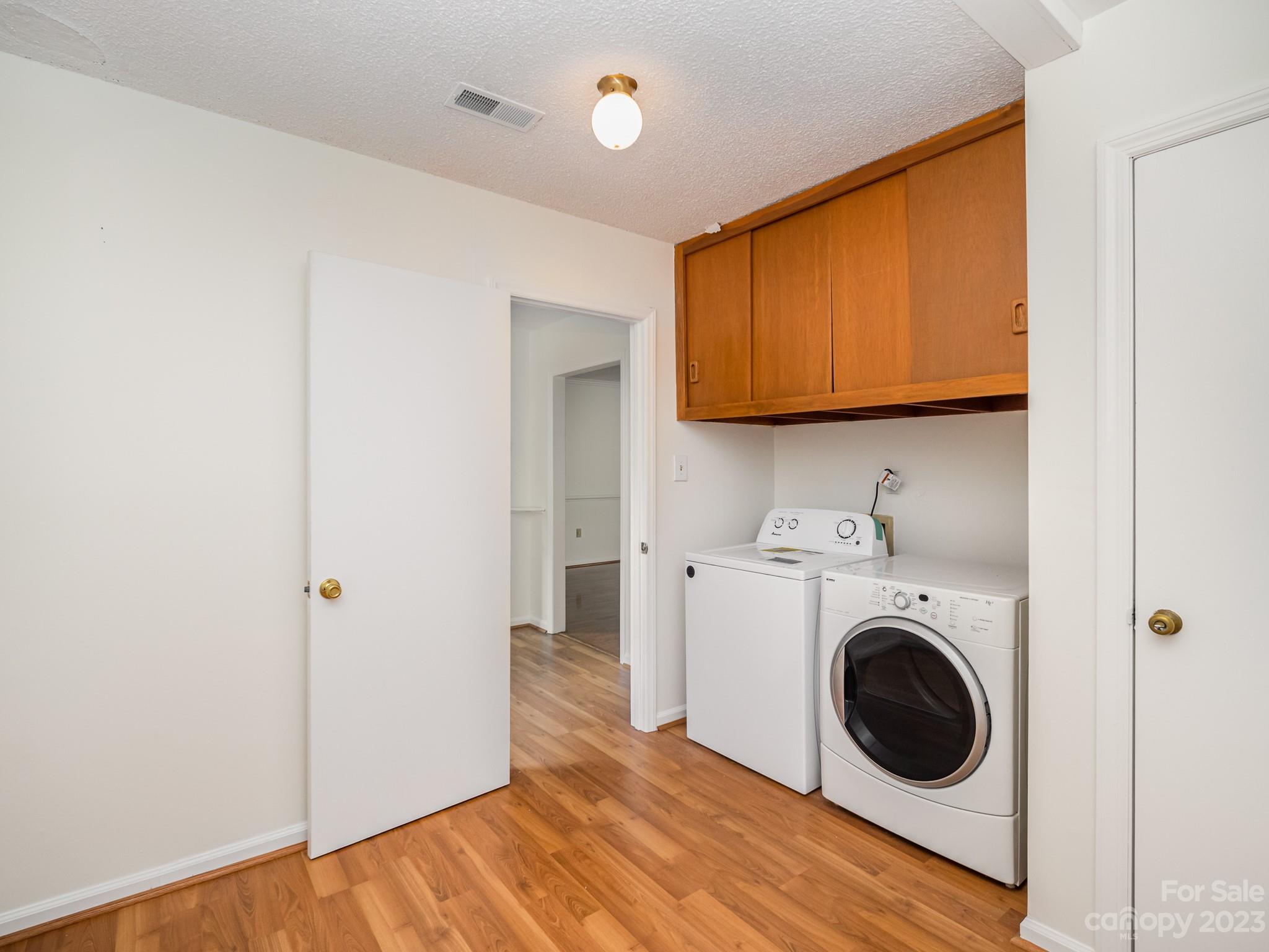 2512 Lytham Drive Charlotte NC 28210