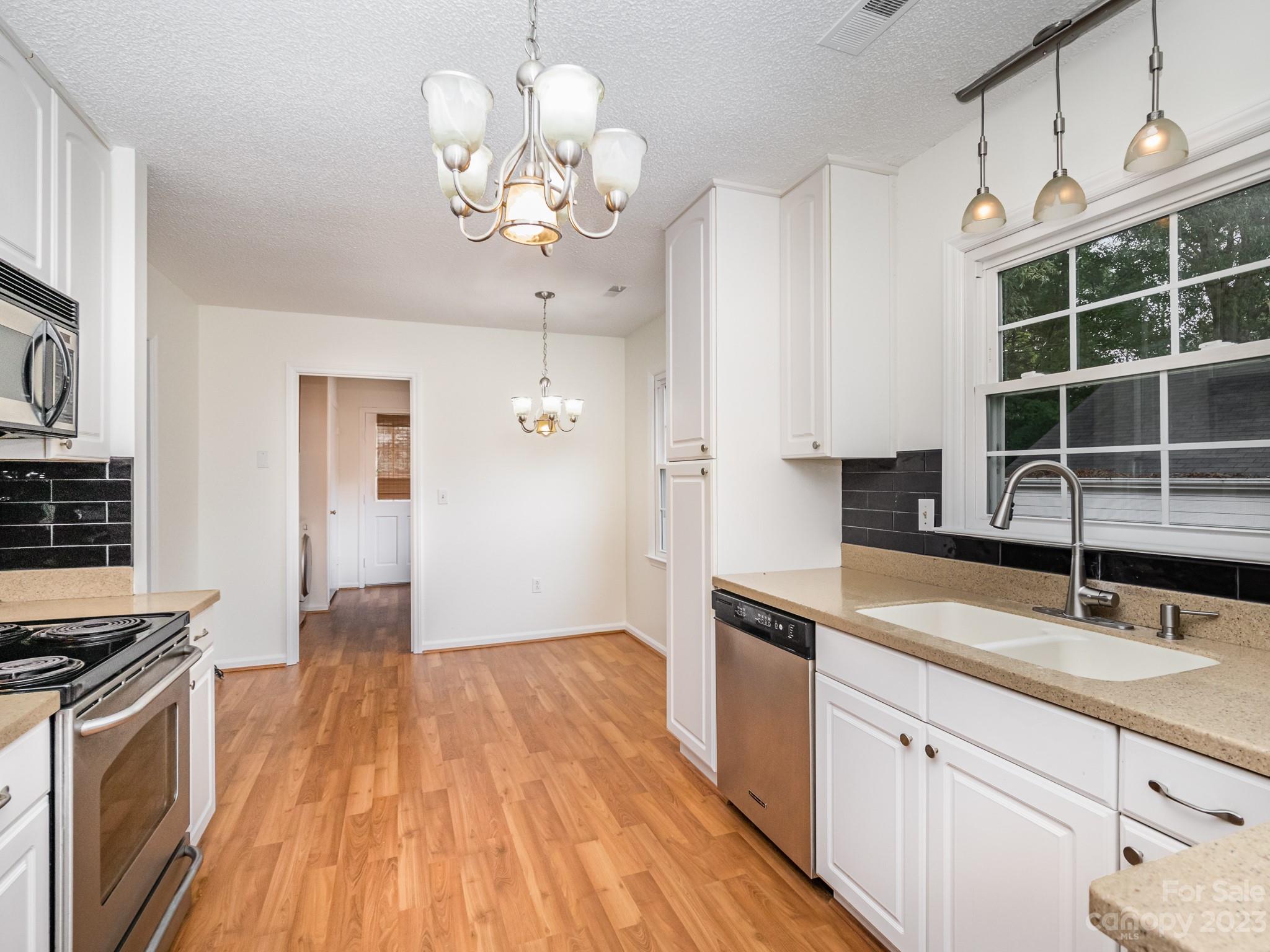 2512 Lytham Drive Charlotte NC 28210