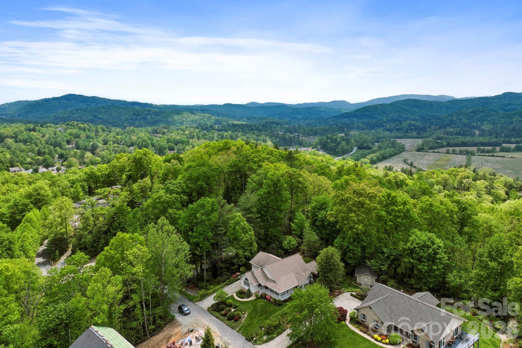310 Windy Knoll Drive Hendersonville NC 28739