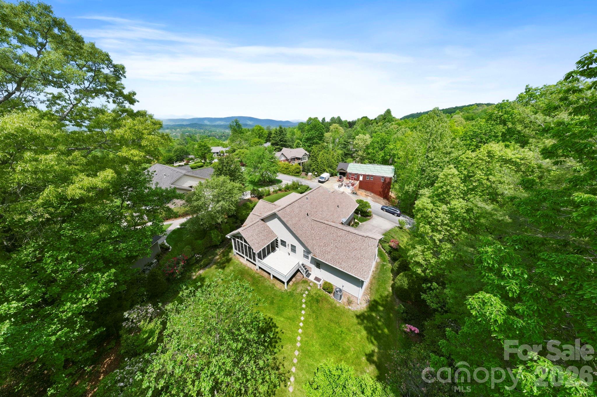 310 Windy Knoll Drive Hendersonville NC 28739