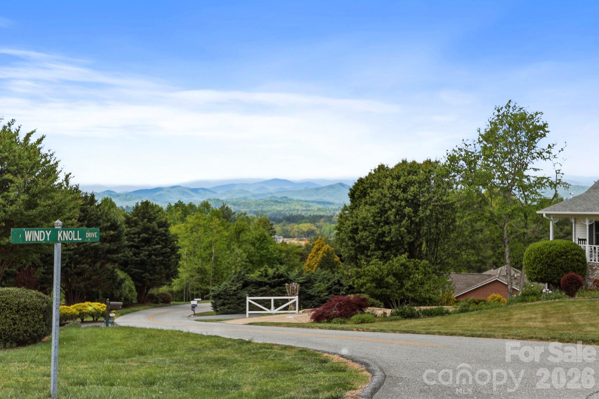 310 Windy Knoll Drive Hendersonville NC 28739