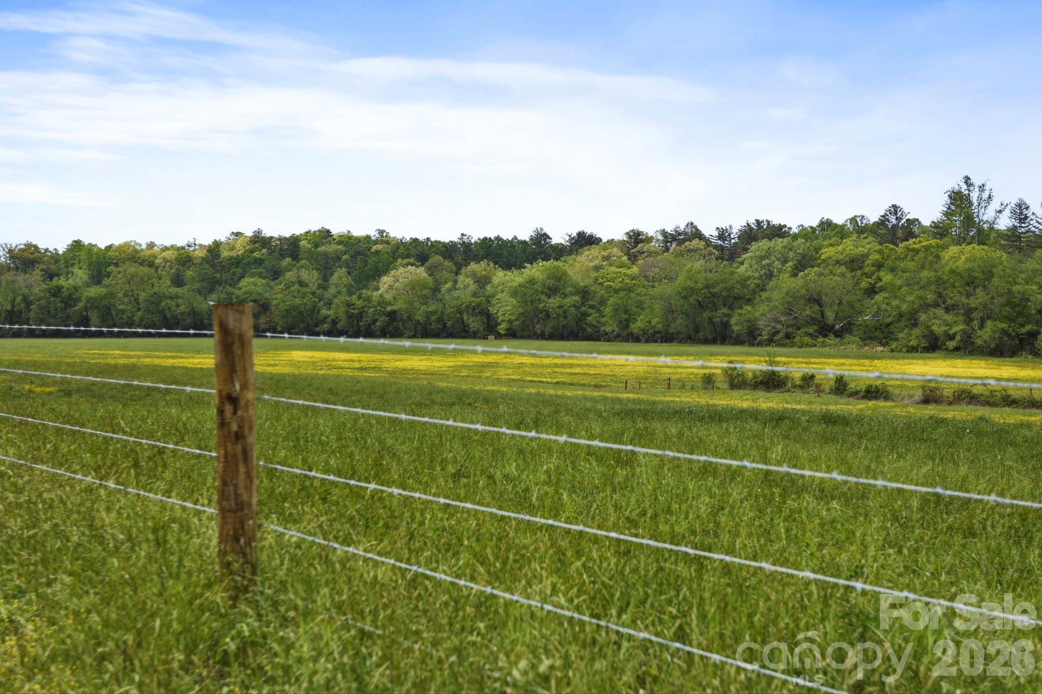 310 Windy Knoll Drive Hendersonville NC 28739