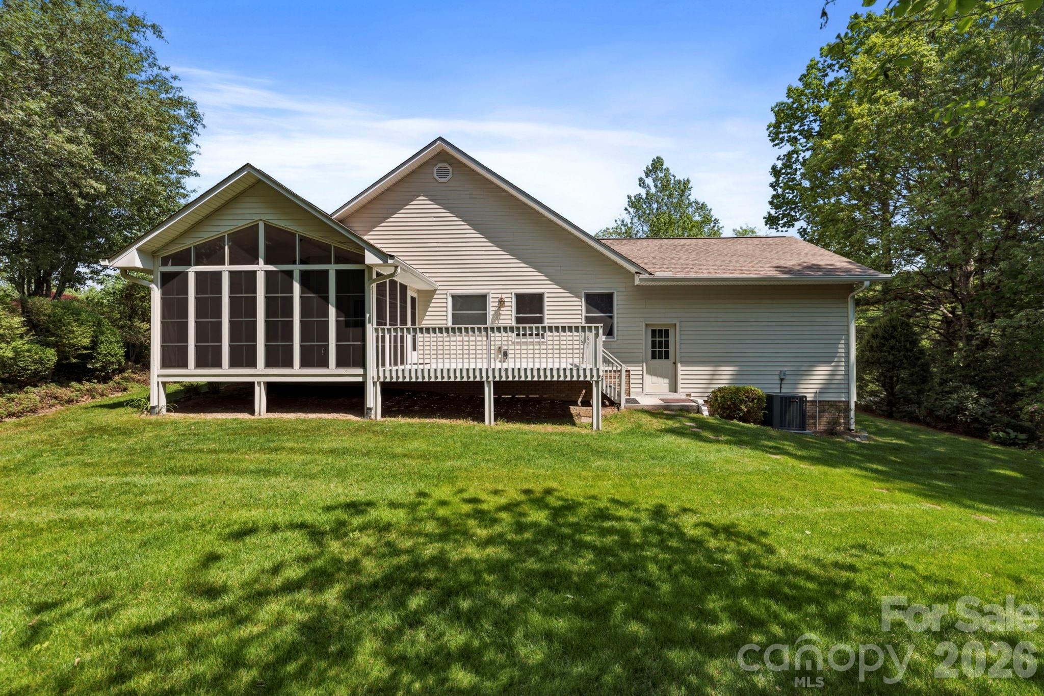 310 Windy Knoll Drive Hendersonville NC 28739