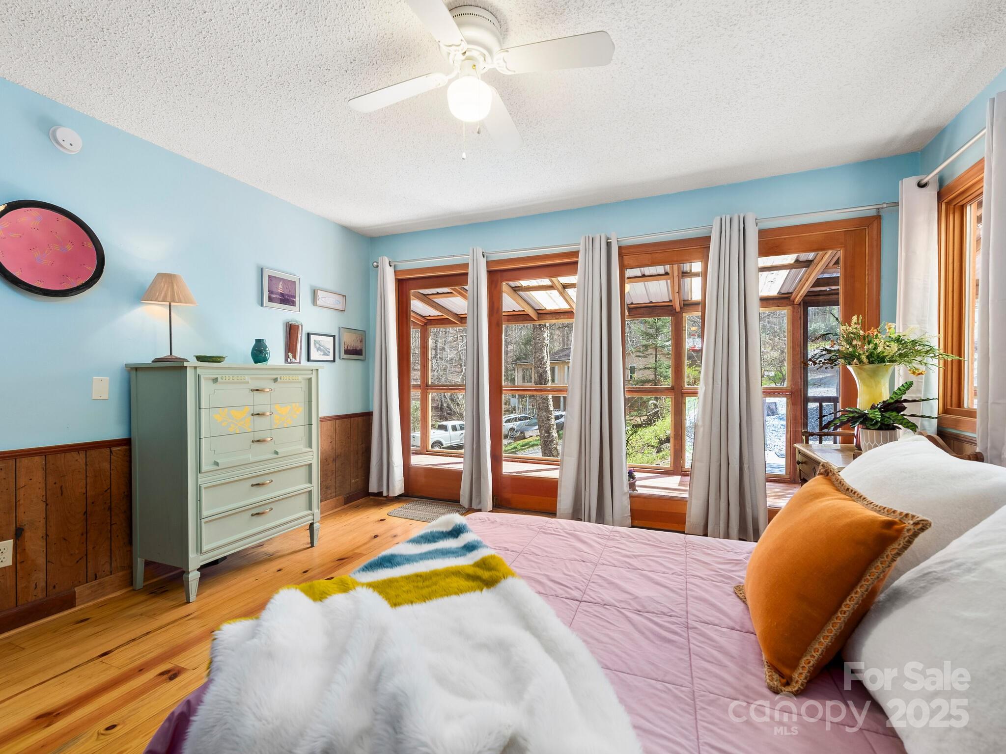 70 Fox Run Hot Springs NC 28743