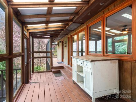 70 Fox Run Hot Springs NC 28743
