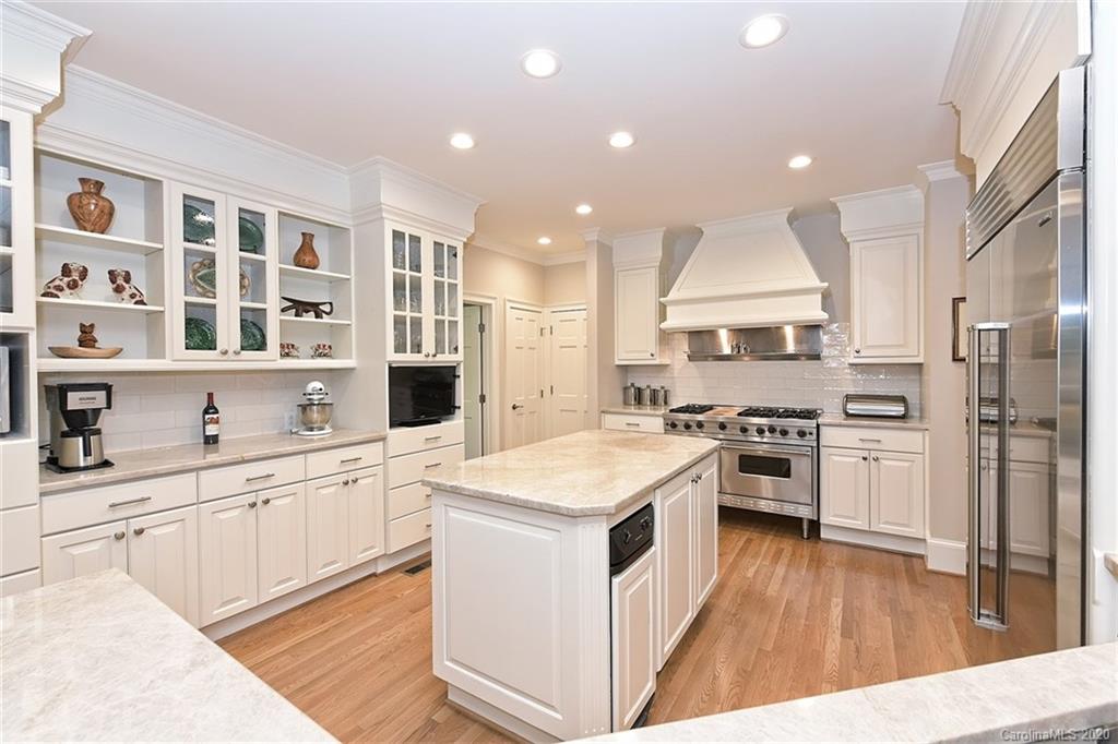 4008 Waterford Drive Charlotte NC 28226