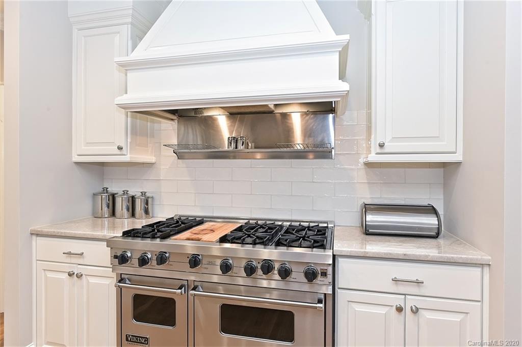 4008 Waterford Drive Charlotte NC 28226