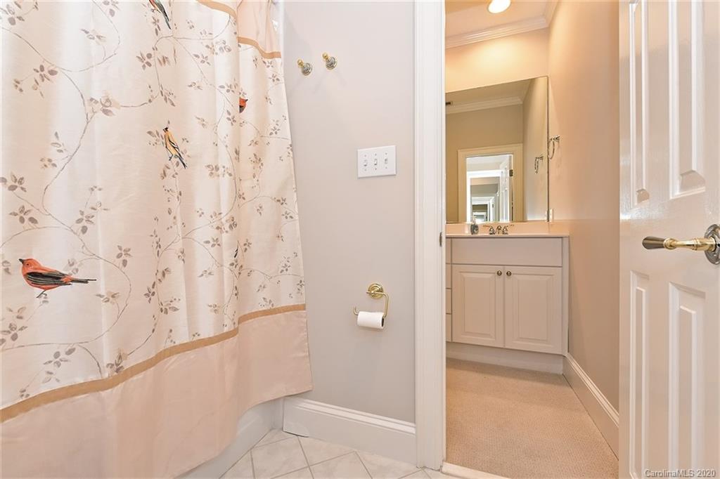 4008 Waterford Drive Charlotte NC 28226