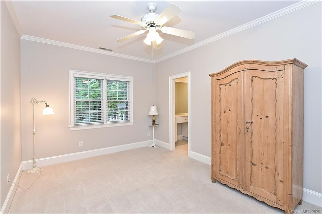 4008 Waterford Drive Charlotte NC 28226