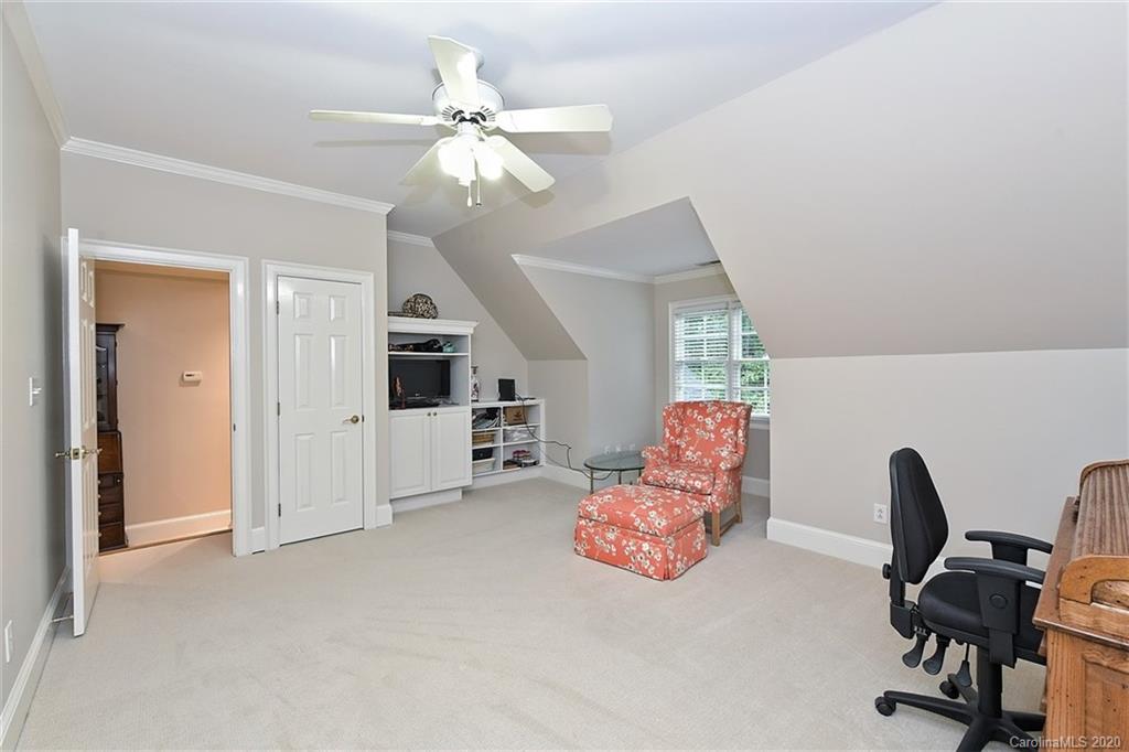 4008 Waterford Drive Charlotte NC 28226