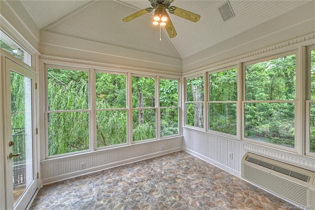 4008 Waterford Drive Charlotte NC 28226