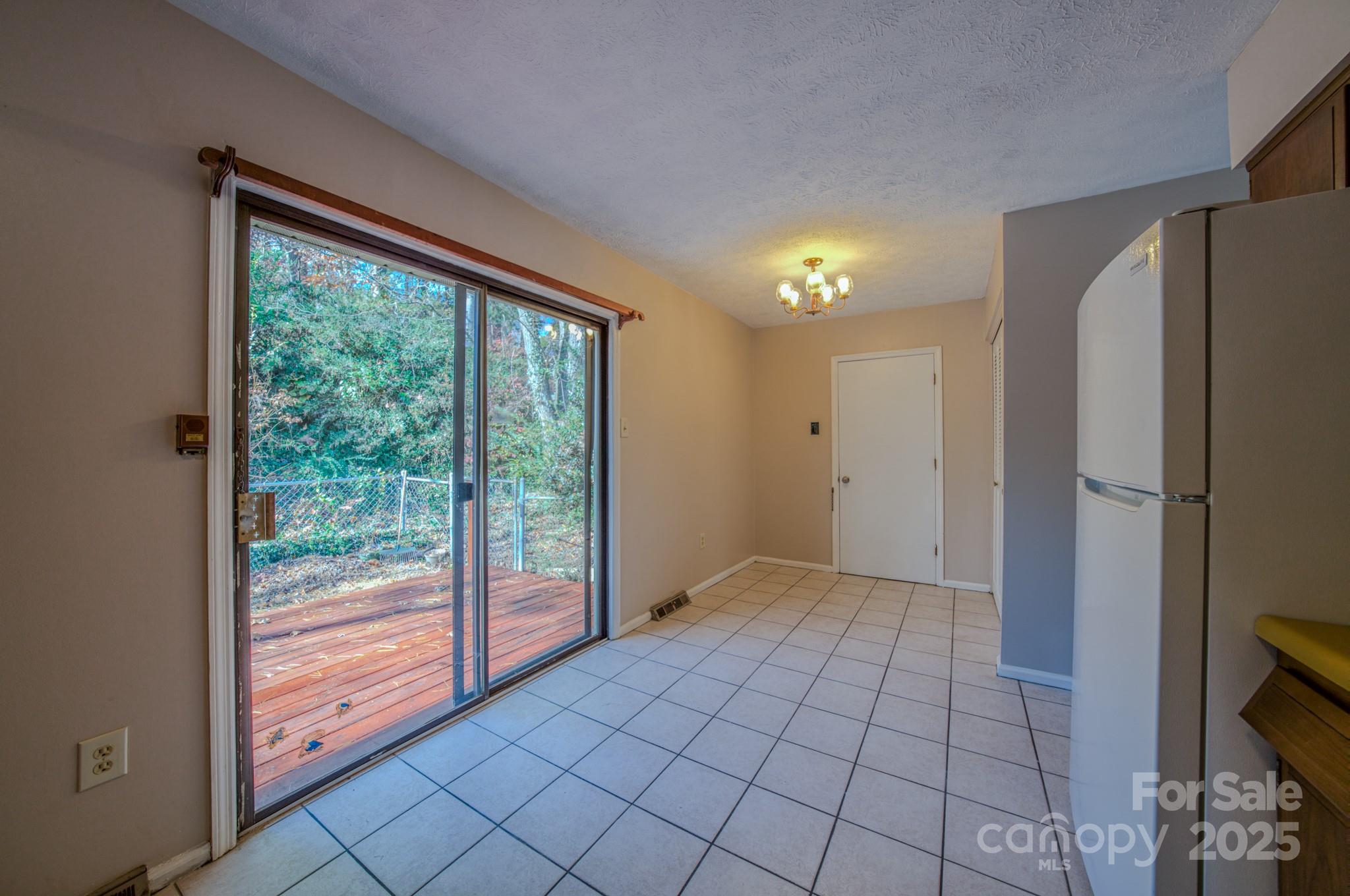 43 Lancelot Lane Asheville NC 28806