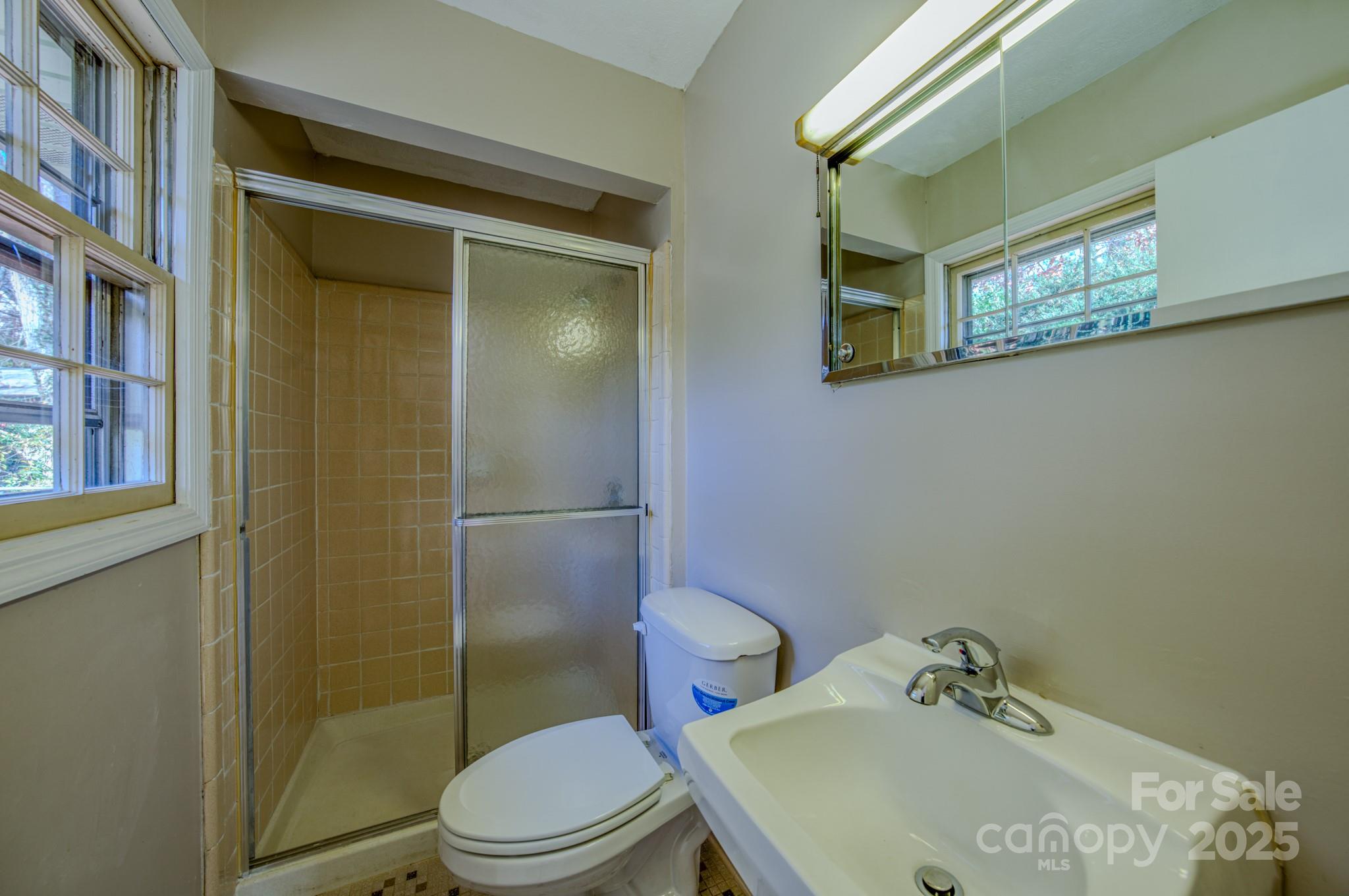 43 Lancelot Lane Asheville NC 28806