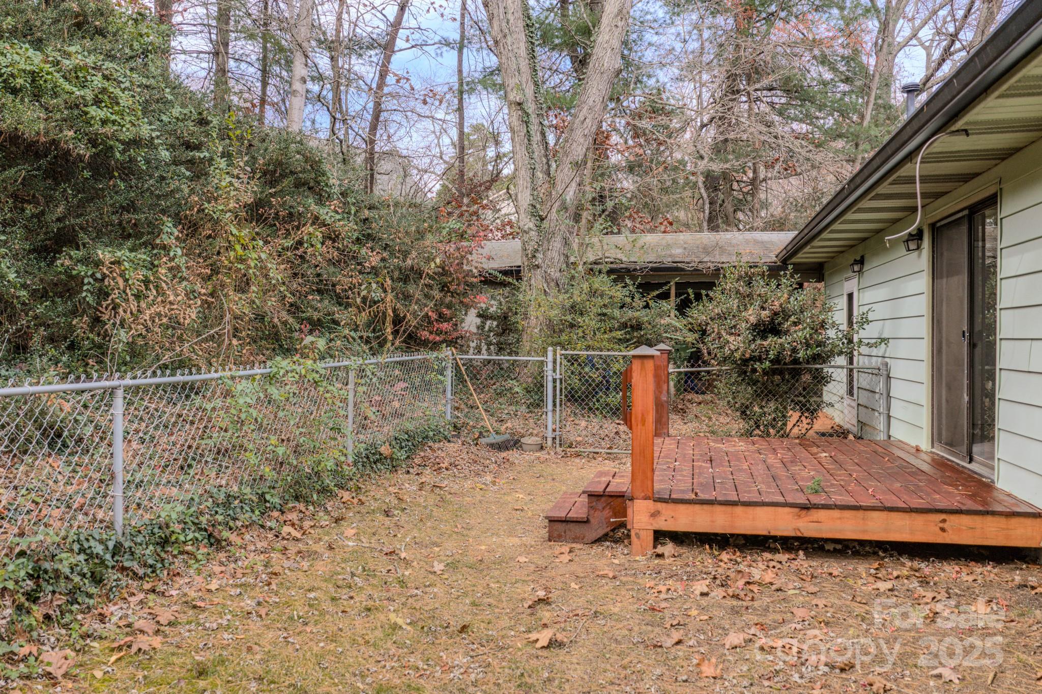 43 Lancelot Lane Asheville NC 28806