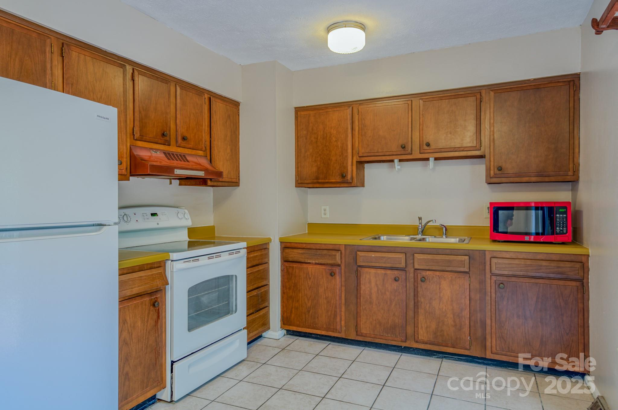 43 Lancelot Lane Asheville NC 28806