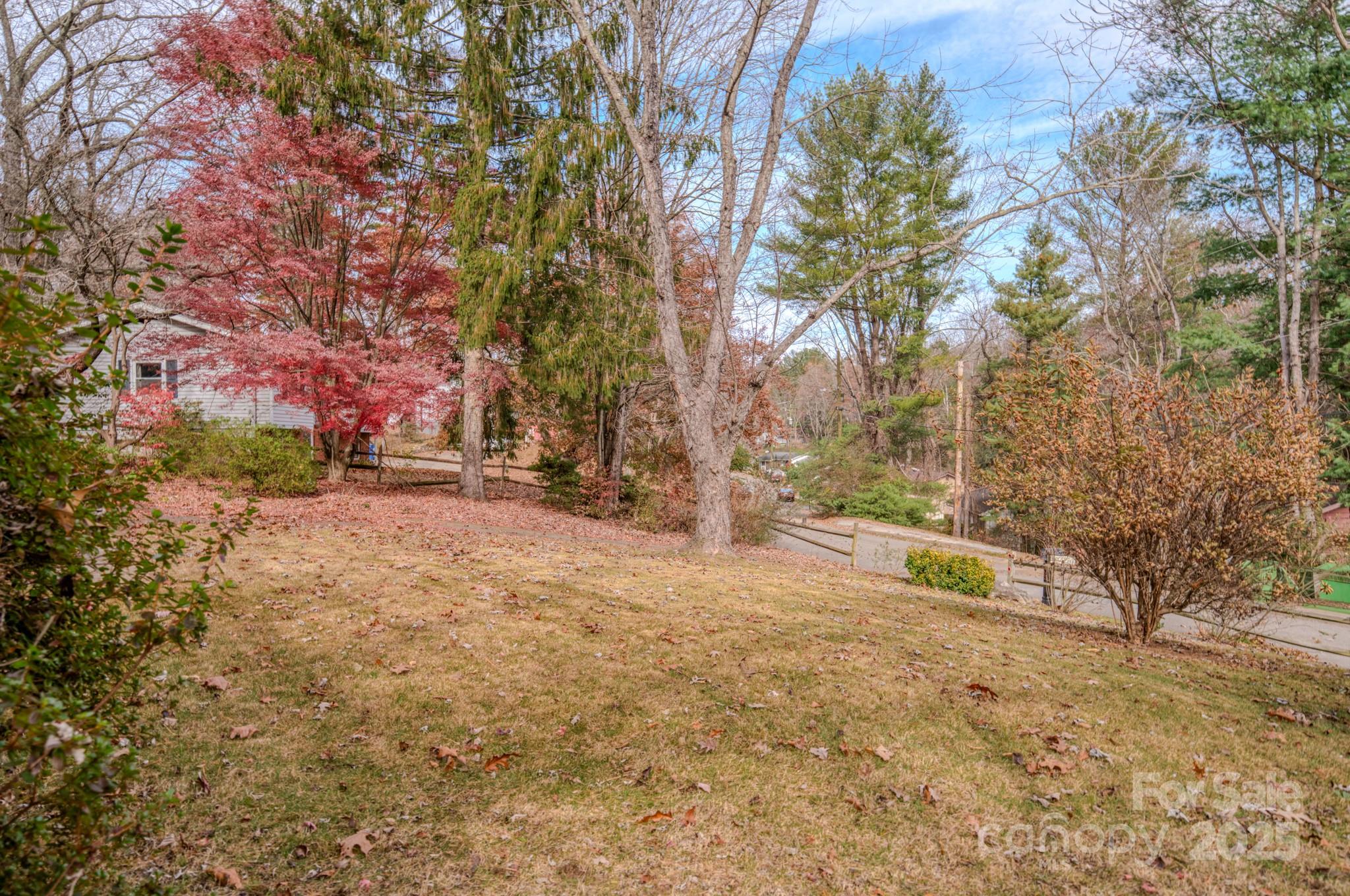 43 Lancelot Lane Asheville NC 28806