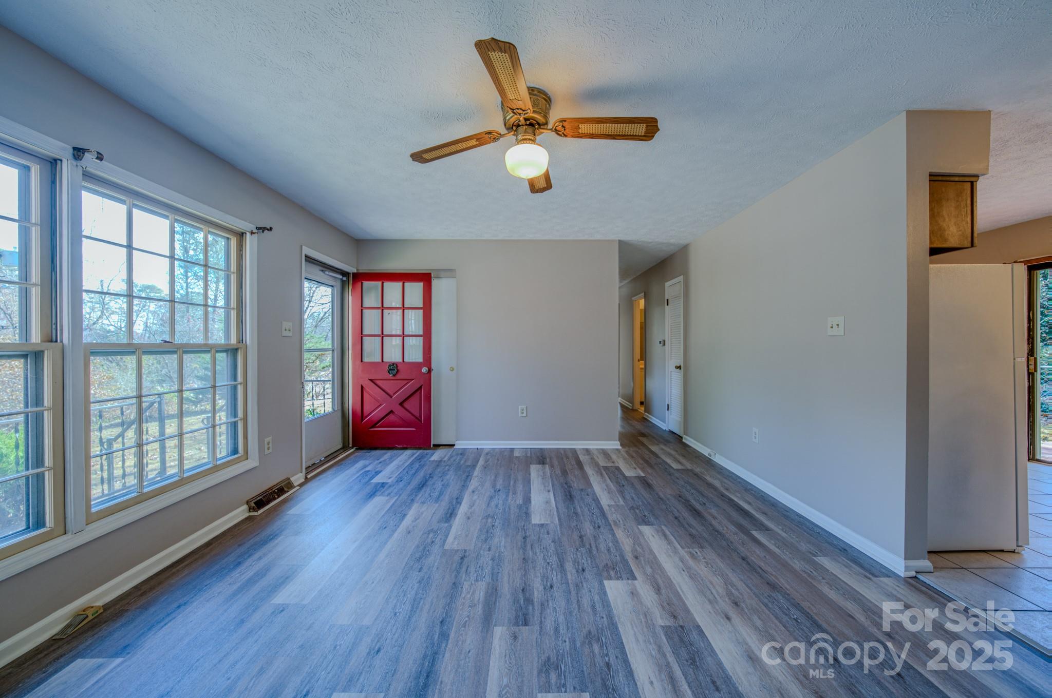 43 Lancelot Lane Asheville NC 28806