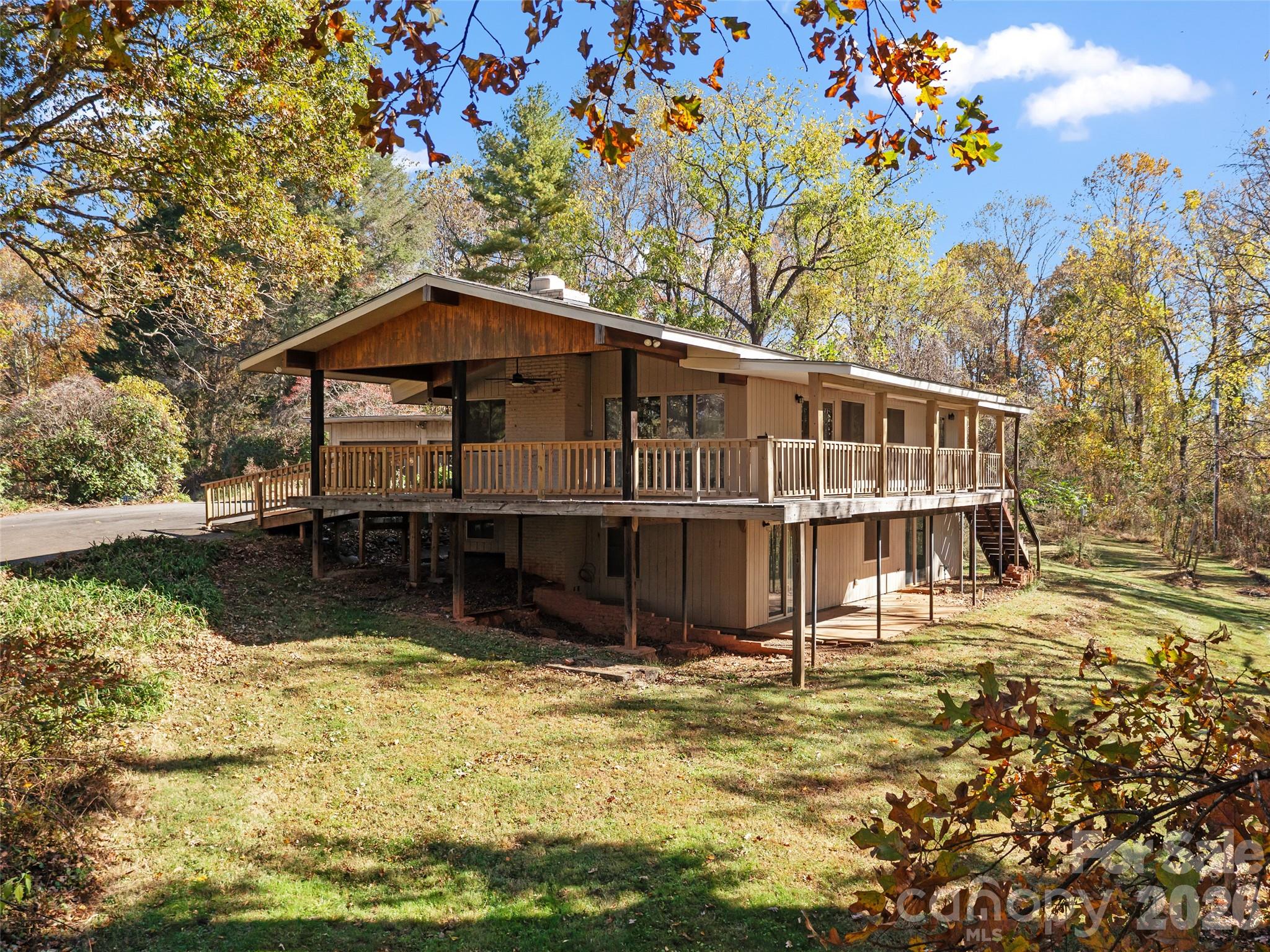 19 Old Patton Hill Road Swannanoa NC 28778