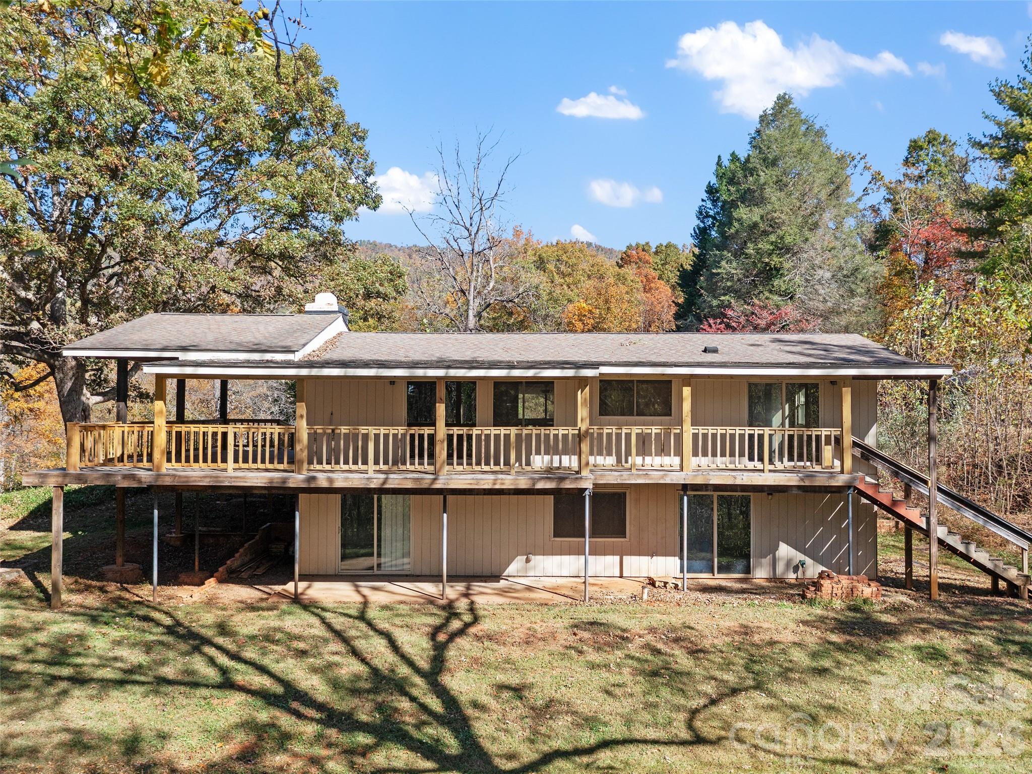 19 Old Patton Hill Road Swannanoa NC 28778