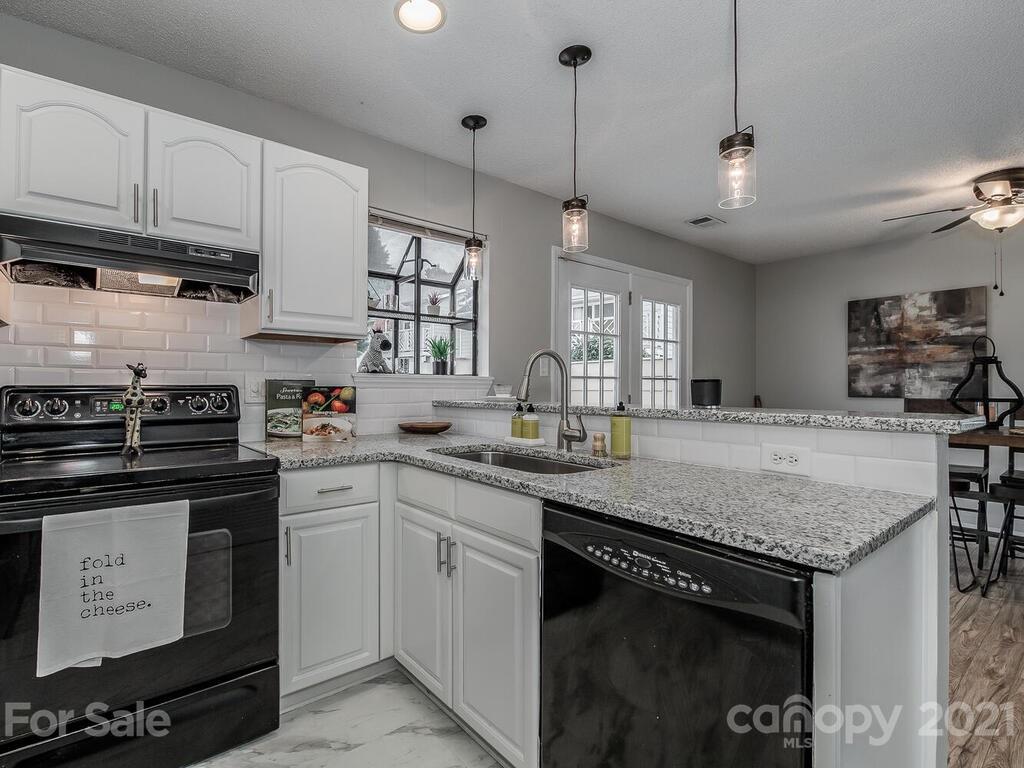 9145 Kings Canyon Drive Charlotte NC 28210