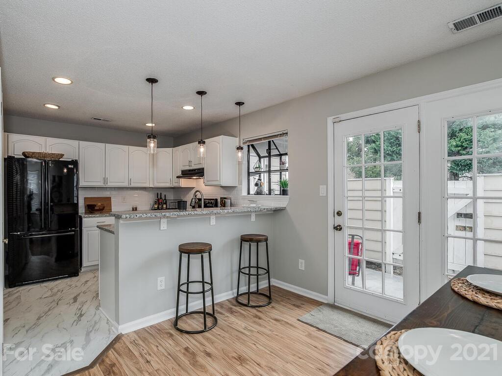 9145 Kings Canyon Drive Charlotte NC 28210