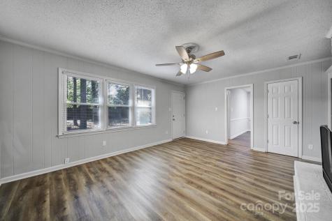 6513 Old Post Road Charlotte NC 28212