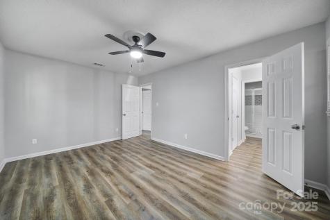 6513 Old Post Road Charlotte NC 28212