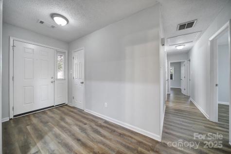 6513 Old Post Road Charlotte NC 28212