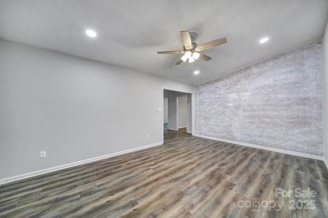6513 Old Post Road Charlotte NC 28212